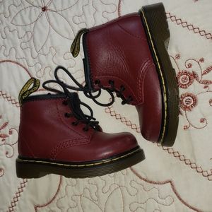 Dr martens burgundy